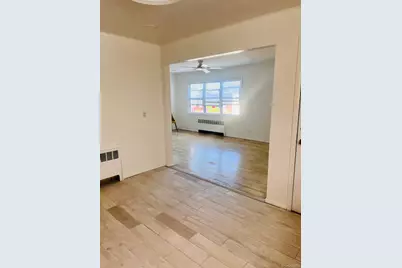2540 Far Rockaway Boulevard #1, Far Rockaway, NY 11691 - Photo 4