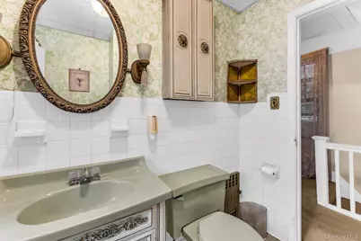 13226 114th Place, Ozone Park, NY 11420 - Photo 32