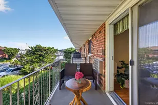 1 Toms Point Ln, Port Washington, NY 11050 - Photo 14