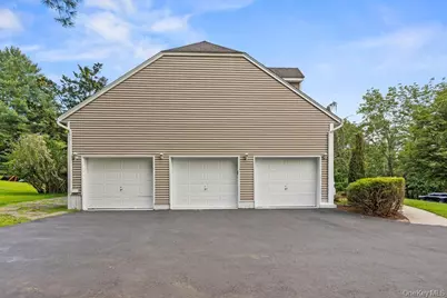 10 Golden Road, Montebello, NY 10901 - Photo 42