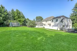 10 Cobblestone Farm Ct, Suffern, NY 10901 - Photo 4