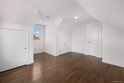 126 Lambert Avenue, Farmingdale, NY 11735 - Photo 32