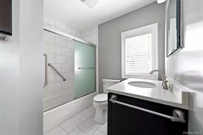 410 Clinton Street, Bellmore, NY 11710 - Photo 30