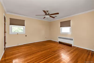 2669 Grayson Drive, East Meadow, NY 11554 - Photo 16