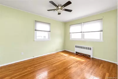2669 Grayson Drive, East Meadow, NY 11554 - Photo 18