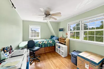 297 Maple Avenue, Patchogue, NY 11772 - Photo 12