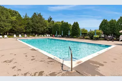 606 Willow Pond Drive #606, Riverhead, NY 11901 - Photo 30
