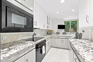 815 Colony Dr, Hartsdale, NY 10530 - Photo 4