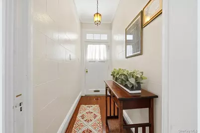 333 E 238th Street, Bronx, NY 10470 - Photo 4