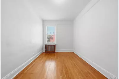 333 E 238th Street, Bronx, NY 10470 - Photo 24