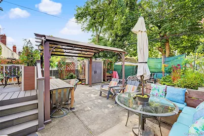 5310 206th Street, Oakland Gardens, NY 11364 - Photo 20