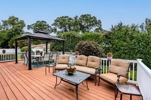 67 Broadway, Smithtown, NY 11787 - Photo 6