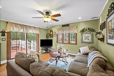67 Broadway, Smithtown, NY 11787 - Photo 26