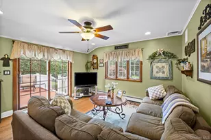 67 Broadway, Smithtown, NY 11787 - Photo 26
