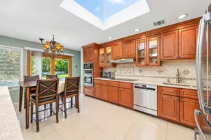 23 Pimlico Dr, Commack, NY 11725 - Photo 12