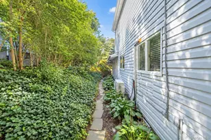 23 Pimlico Dr, Commack, NY 11725 - Photo 42