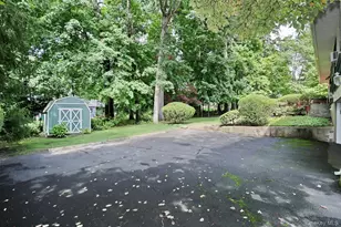 30 Pacific Ave, Nanuet, NY 10954 - Photo 36