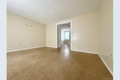 [Address not provided], Valley Stream, NY 11580 - Photo 6