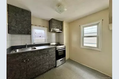 [Address not provided], Valley Stream, NY 11580 - Photo 4
