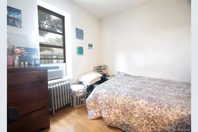 22-07 19th Street #D, Astoria, NY 11105 - Photo 4