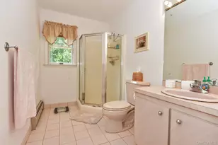 18 Gleeful Ln, Valley Cottage, NY 10989 - Photo 20