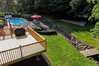 18 Gleeful Lane, Valley Cottage, NY 10989 - Photo 32