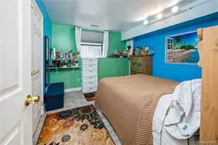 782 E 179th St, Bronx, NY 10460 - Photo 2