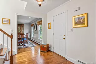 17 Lemark Ct, East Setauket, NY 11733 - Photo 4