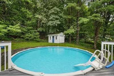 23 Westview Drive, Poughkeepsie, NY 12603 - Photo 28