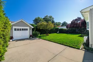 579 Dacosta Ave, Oceanside, NY 11572 - Photo 20