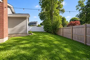 102 Patchogue Dr, Rocky Point, NY 11778 - Photo 36
