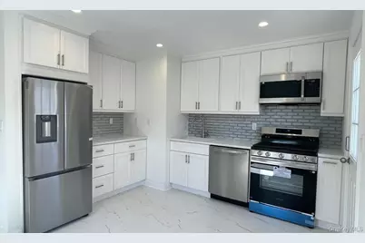 11 Wood Street, Lynbrook, NY 11563 - Photo 14
