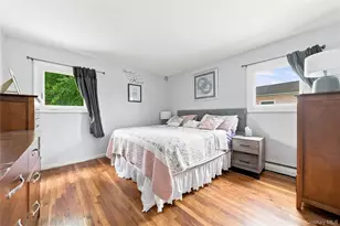 220 S Park Dr, Massapequa Park, NY 11762 - Photo 16