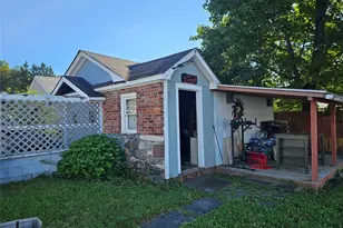 11 Willard St, Port Jervis, NY 12771 - Photo 2
