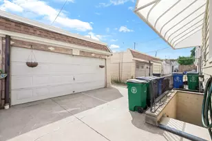 78-05 83rd St, Glendale, NY 11385 - Photo 28
