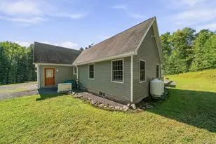 705 Swamp Pond Rd, Narrowsburg, NY 12764 - Photo 40