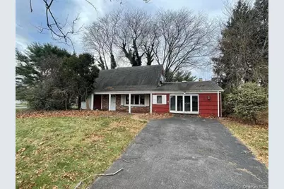 3 Maymont Lane, Stony Brook, NY 11790 - Photo 2
