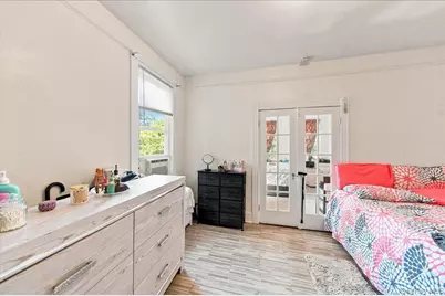 356 Riverdale Avenue #1, Yonkers, NY 10705 - Photo 8