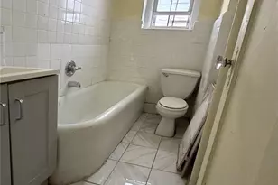 719 E 242nd St, Bronx, NY 10470 - Photo 6