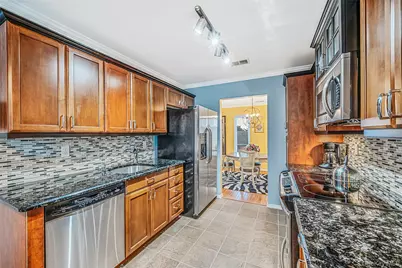 704 Fenway Road, Saint James, NY 11780 - Photo 12