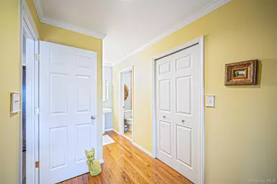 704 Fenway Road, Saint James, NY 11780 - Photo 16