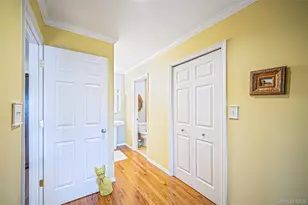 704 Fenway Rd, Saint James, NY 11780 - Photo 16