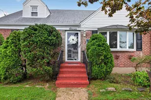 11 White St, Valley Stream, NY 11580 - Photo 4