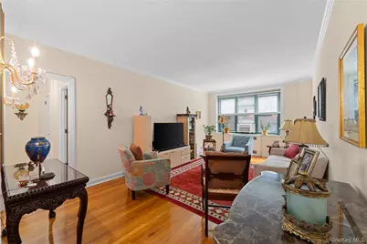78-10 34 Avenue #4J, Jackson Heights, NY 11372 - Photo 2