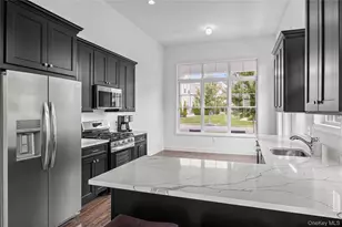 341 Aliana Ave, Yaphank, NY 11980 - Photo 6