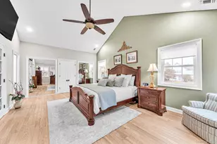 112 Erin Ln, East Setauket, NY 11733 - Photo 20