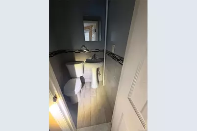 27 Stephens Court #1F, Brooklyn, NY 11226 - Photo 8