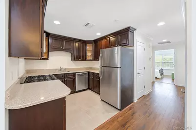 106 Weatherby Lane, Central Islip, NY 11722 - Photo 4