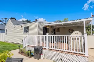 148 Birs Ave, Lindenhurst, NY 11757 - Photo 24