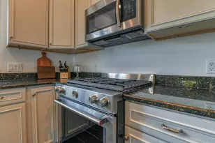 81 Nicoll St, Newburgh, NY 12550 - Photo 14